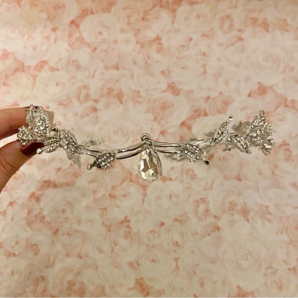 Elegant Silver Crystal Headband